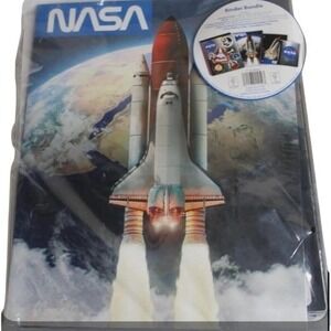 NASA Space‎ Shuttle Binder